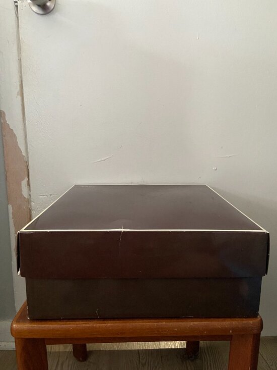 Vintage Coach Y2K Maroon Genuine Large Storage Travel Gift Purse Box Authentic main image 6